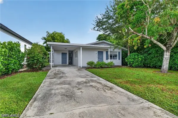 3177 Woodside Avenue, Naples, FL 34112