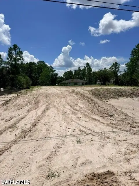 726 Manhattan Street E, Lehigh Acres, FL 33974 - #3