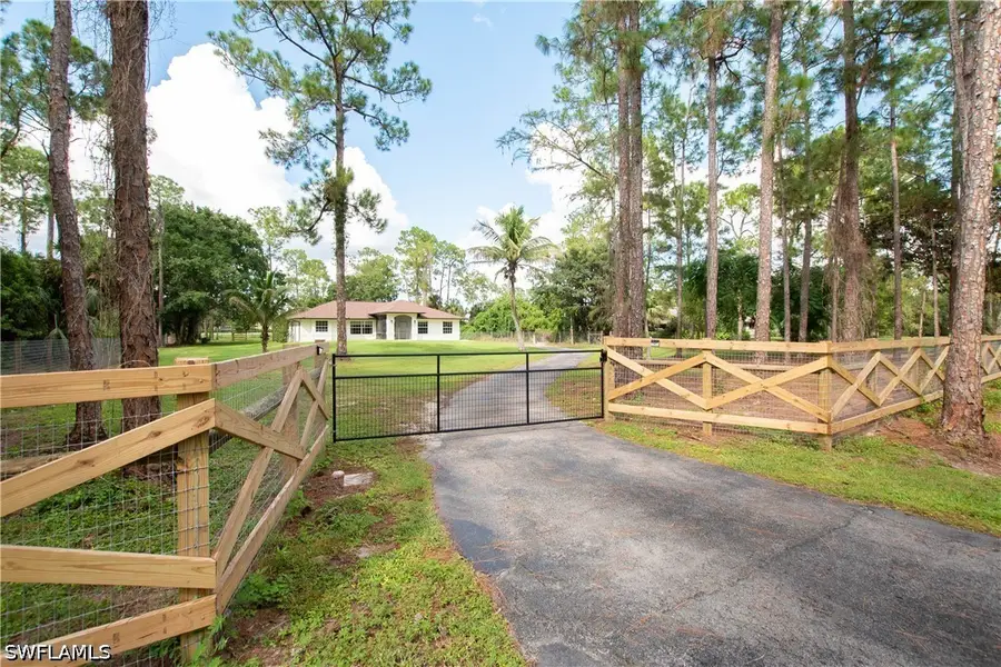 3271 7th Avenue Nw, Naples, FL 34120 - #2
