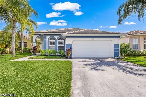 8332 Laurel Lakes Boulevard, Naples, FL 34119