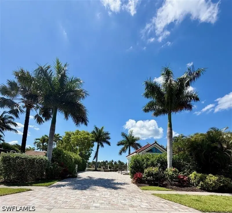 4833 Southern Breeze Drive, Naples, FL 34114 - #2
