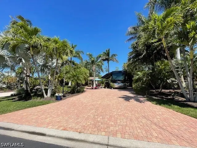 4842 Southern Breeze Drive, Naples, FL 34114 - #3