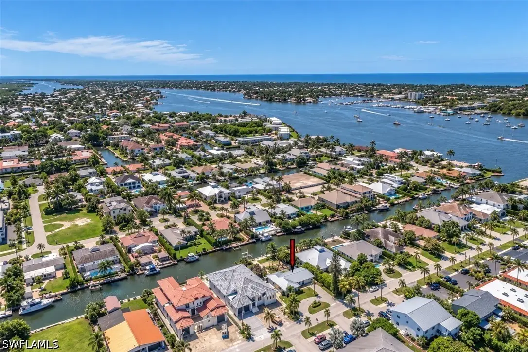 1540 Curlew Avenue, Naples, FL 34102 - #1
