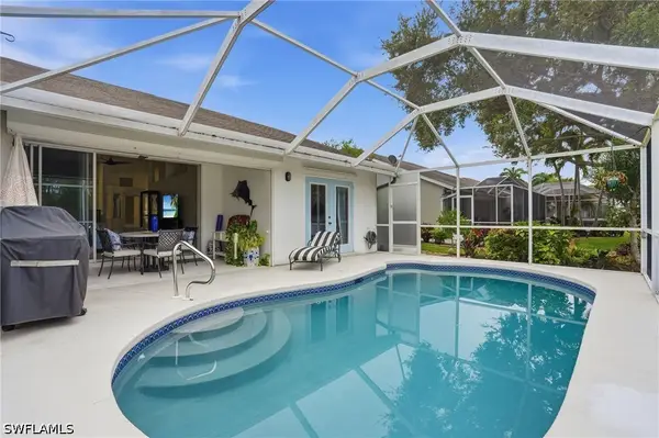 5253 Whitten Drive, Naples, FL 34104
