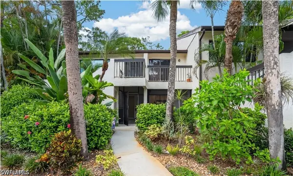 1826 Kings Lake Boulevard #101, Naples, FL 34112
