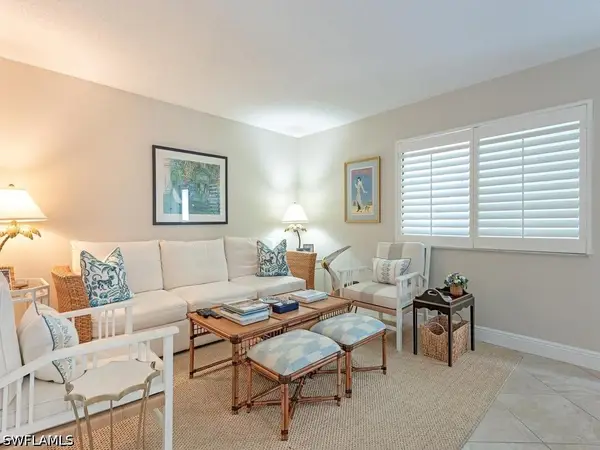 788 Park Shore Drive #B25, Naples, FL 34103