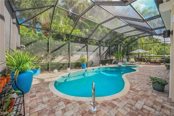 353 Carlton Place #33, Naples, FL 34108