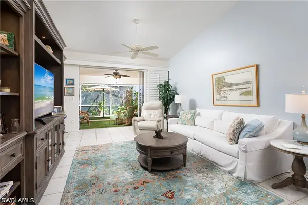 8069 San Vista Circle, Naples, FL 34109