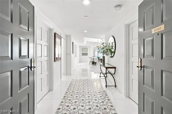 3991 Gulf Shore Boulevard N #PH102, Naples, FL 34103