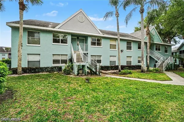 153 Wading Bird Circle #J201, Naples, FL 34110