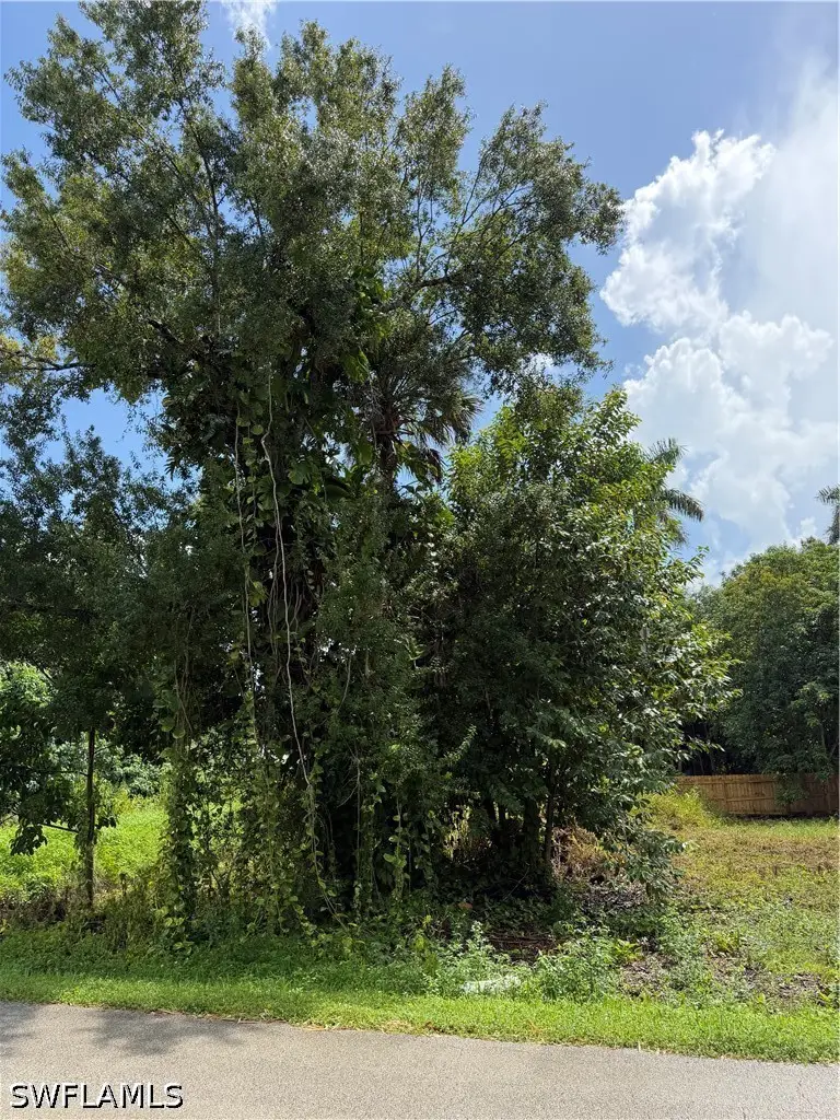 557 Sacramento Street, North Fort Myers, FL 33903 - #1