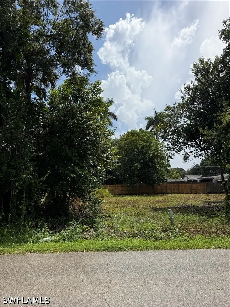557 Sacramento Street, North Fort Myers, FL 33903 - #3