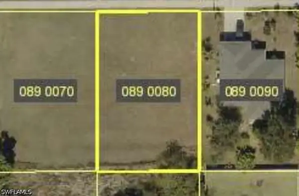 4105 12th Street W, Lehigh Acres, FL 33971