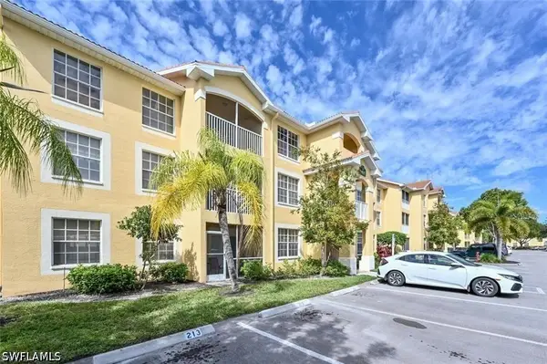 4630 Saint Croix Lane #834, Naples, FL 34109