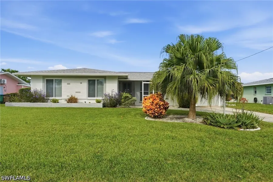 2816 SE 18th Avenue, Cape Coral, FL 33904 - #2
