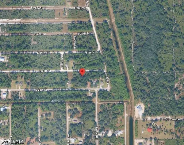 4242 E 25th Street, Alva, FL 33920