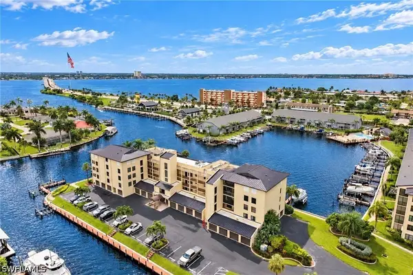 4647 SE 17th Place #202, Cape Coral, FL 33904