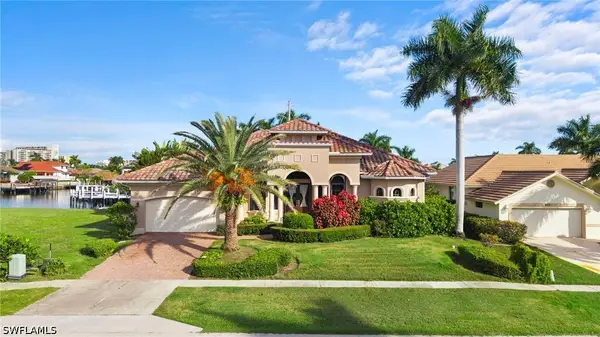 879 Banyan Court, Marco Island, FL 34145