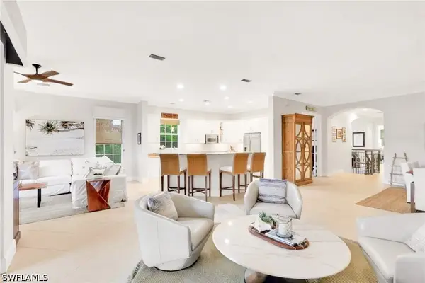 9097 Cherry Oaks Trail #202, Naples, FL 34114