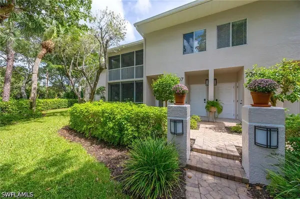 5818 Glencove Drive #103, Naples, FL 34108