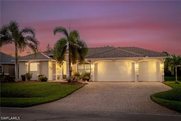 22450 Fountain Lakes Boulevard, Estero, FL 33928