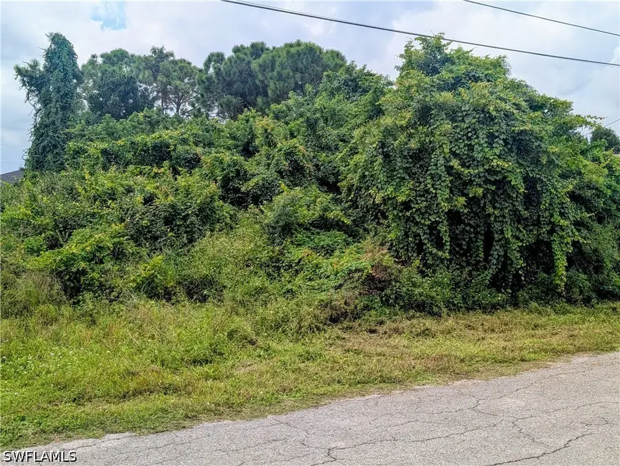 3709 16th Street Sw, Lehigh Acres, FL 33976 - #3