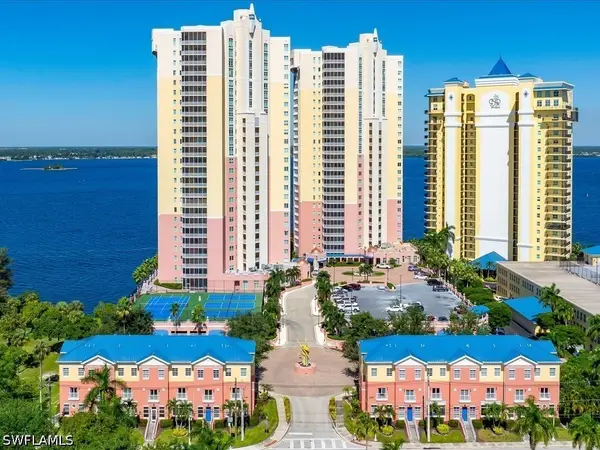 2745 1st Street #1105, Fort Myers, FL 33916