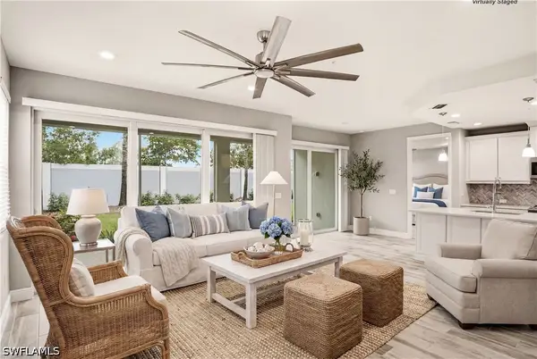 2664 Seychelles Circle #2401, Naples, FL 34112