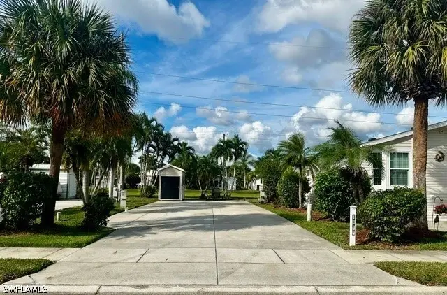 1477 Diamond Lake Circle, Naples, FL 34114 - #1