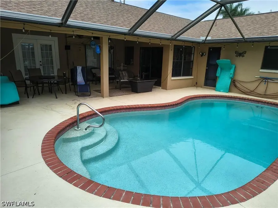 2306 SE 8th Street, Cape Coral, FL 33990 - #2