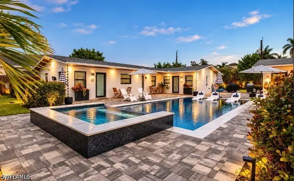 683 100th Avenue N, Naples, FL 34108