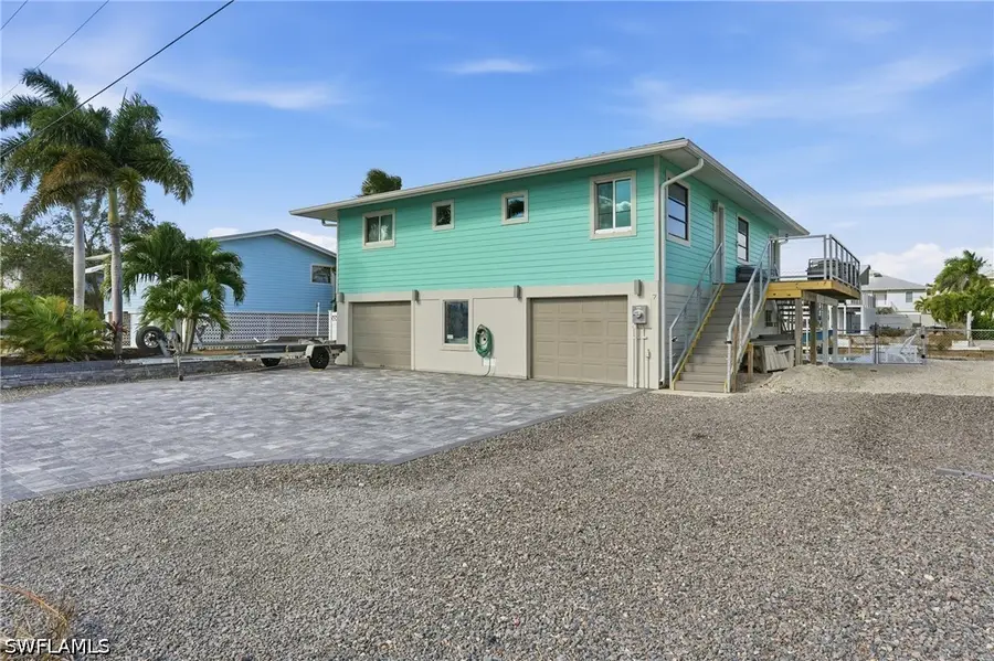 7 Avenida Carita, Fort Myers Beach, FL 33931 - #3