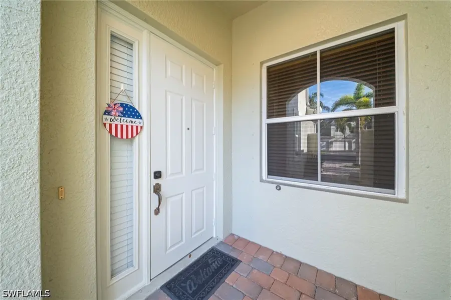 1405 Mariposa Circle #11202, Naples, FL 34105 - #3