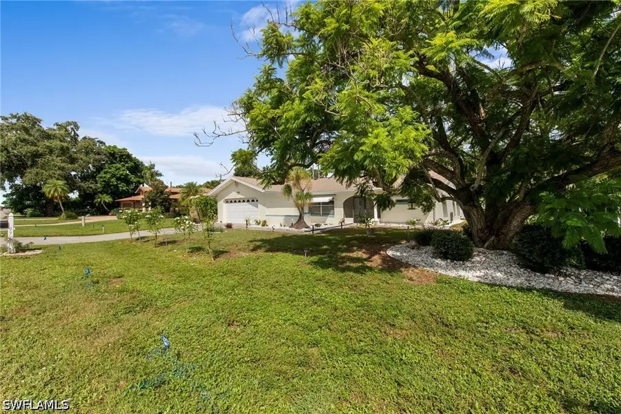 971 N Town And River Drive, Fort Myers, FL 33919 - #2
