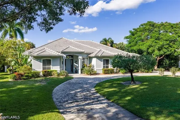 565 Coral Drive, Naples, FL 34102