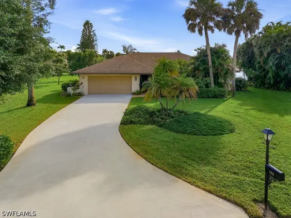 105 Cherry Hill Court, Naples, FL 34113