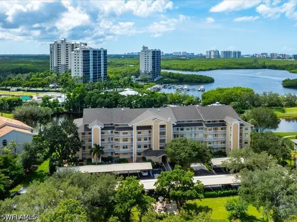 380 Horse Creek Drive #402, Naples, FL 34110