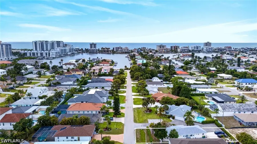 549 94th Avenue N, Naples, FL 34108 - #2