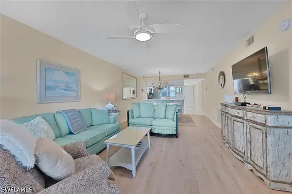 270 Naples Cove Drive #3304, Naples, FL 34110