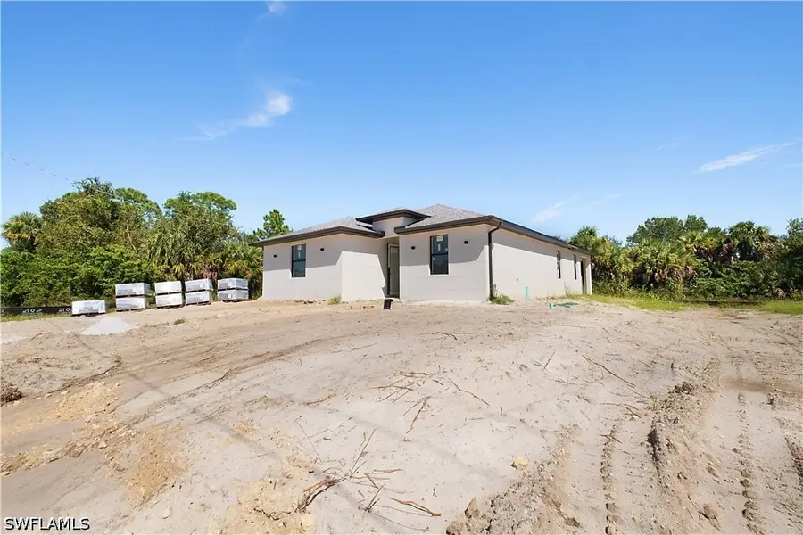 537 Naples Avenue S, Lehigh Acres, FL 33974 - #2