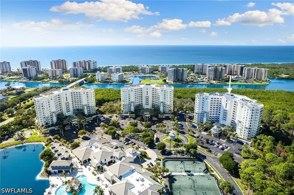 325 Dunes Boulevard #1103, Naples, FL 34110