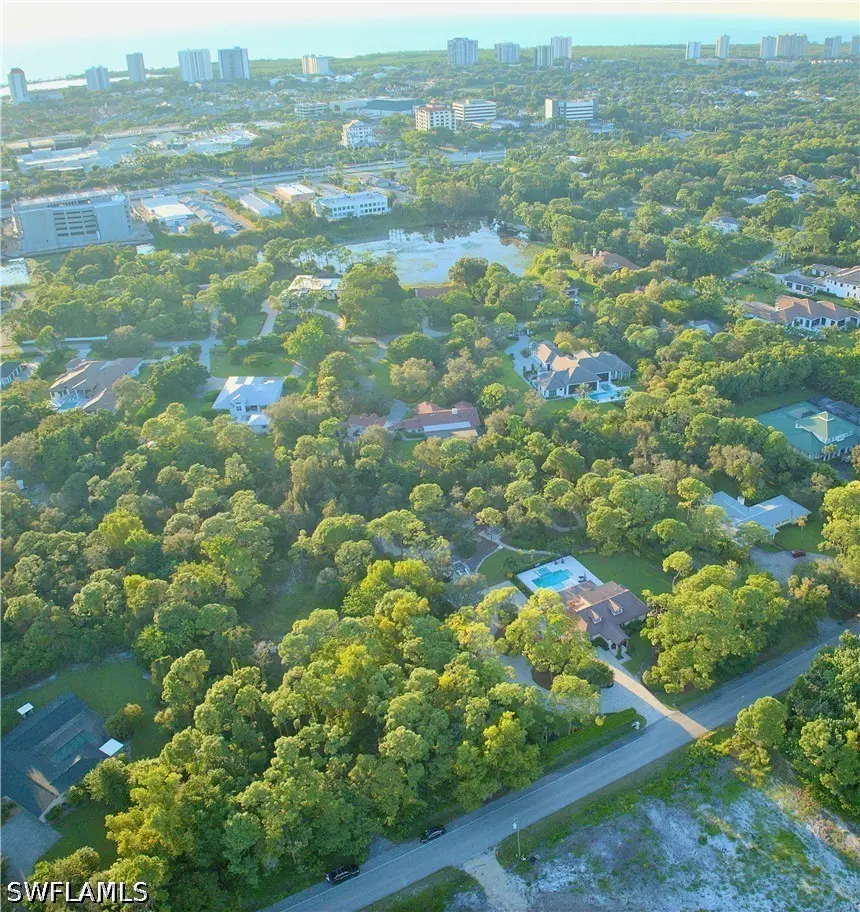25 East Avenue, Naples, FL 34108 - #3