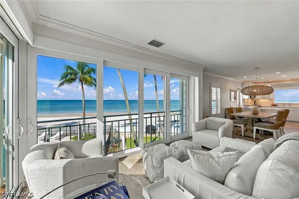 2401 Gulf Shore Boulevard N #8, Naples, FL 34103