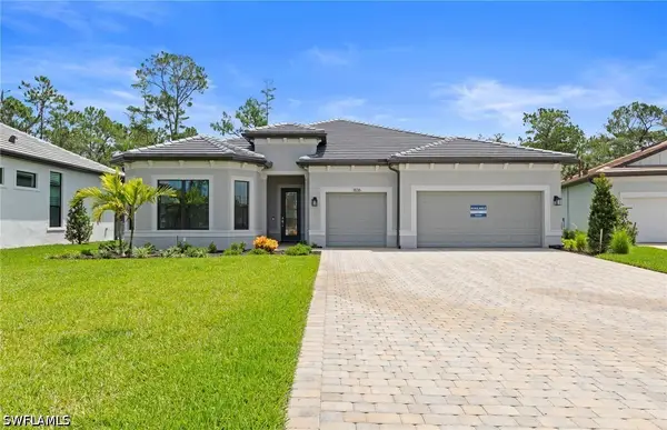 2095 Altura Court, Naples, FL 34120
