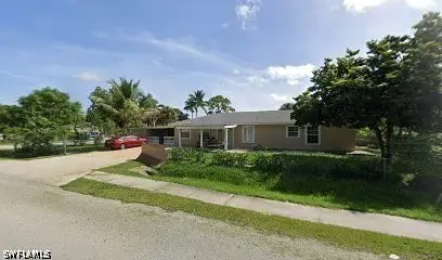 5380 Floridan Avenue, Naples, FL 34113