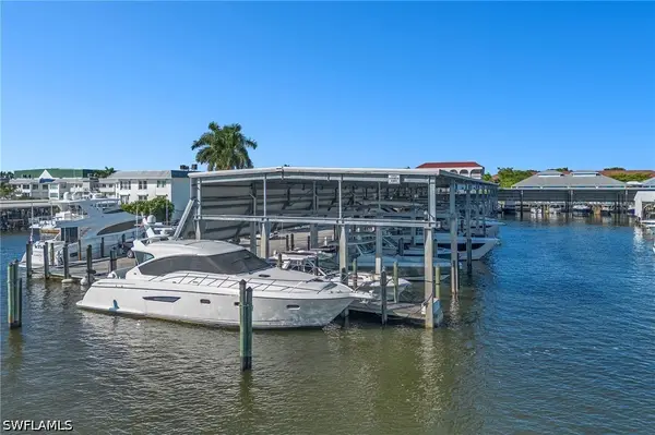 705 11th Street S, Naples, FL 34102
