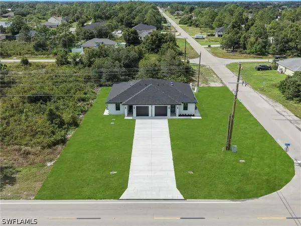 468 Bell Boulevard S, Lehigh Acres, FL 33974