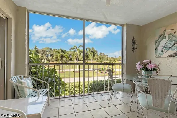 1075 Foxfire Lane #209, Naples, FL 34104