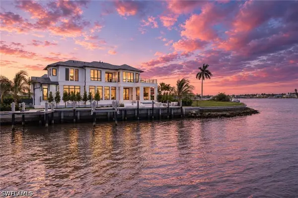 1305 Marlin Drive, Naples, FL 34102