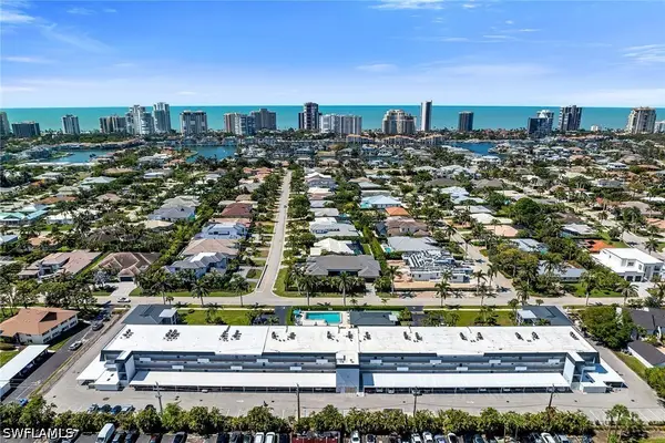 4200 Belair Lane #303, Naples, FL 34103